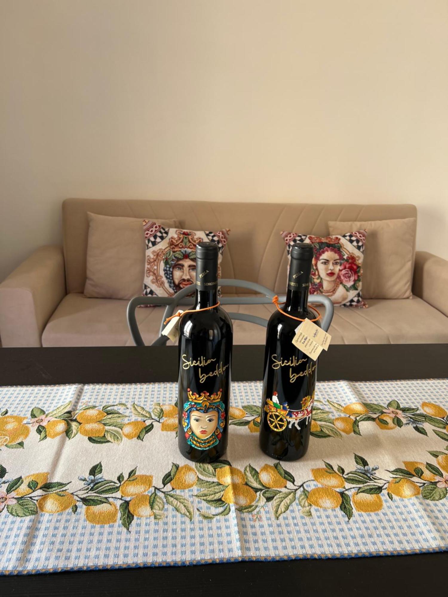 La Casa Blanca 1 Apartment